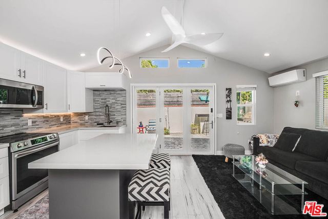 15237 Otsego Street, Los Angeles, CA 91403