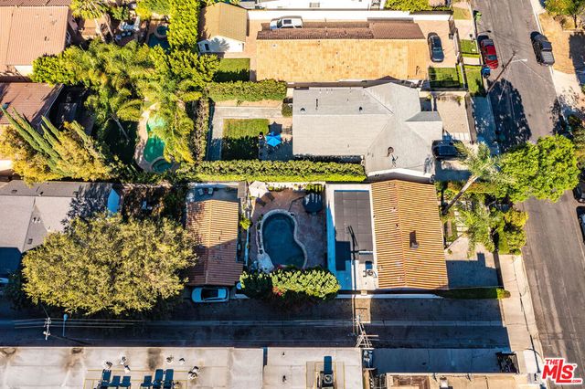 15237 Otsego Street, Los Angeles, CA 91403