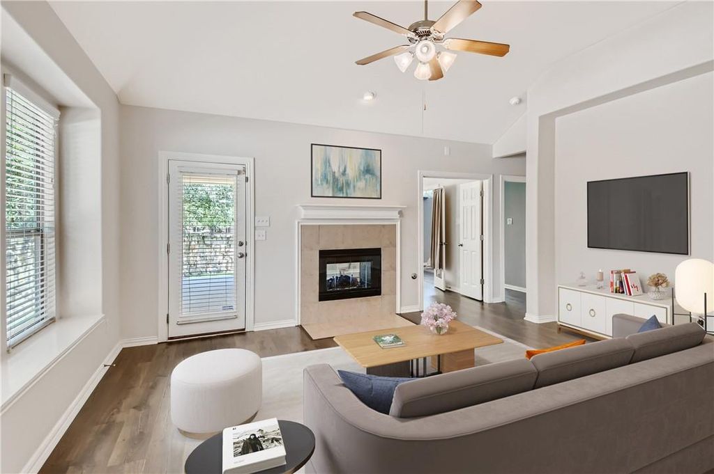 2596 Santa Barbara LOOP, Round Rock, TX 78665