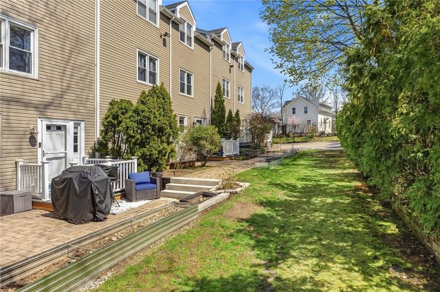 91 Evergreen Street, Providence, RI 02906