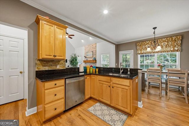 920 Huntcliffe Drive, Macon, GA 31210