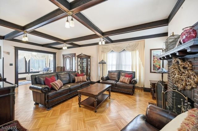 95 Parkway East, Bloomfield Twp., NJ 07003