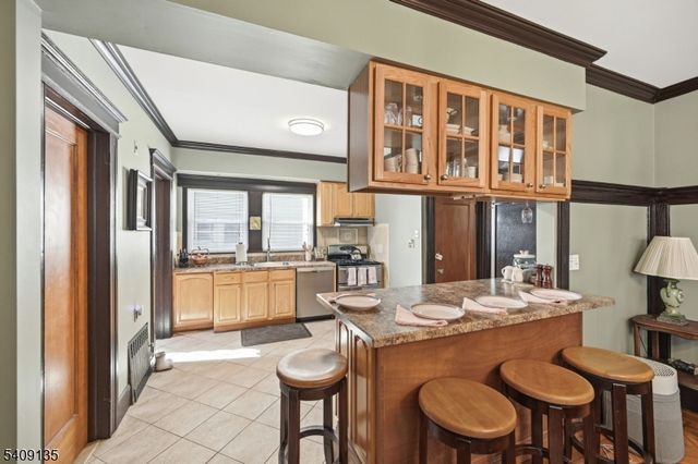 95 Parkway East, Bloomfield Twp., NJ 07003