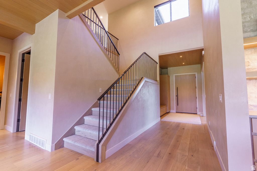Image 28 of property listing at 355 E ROCKWELL CIR, Midway, UT 84049
