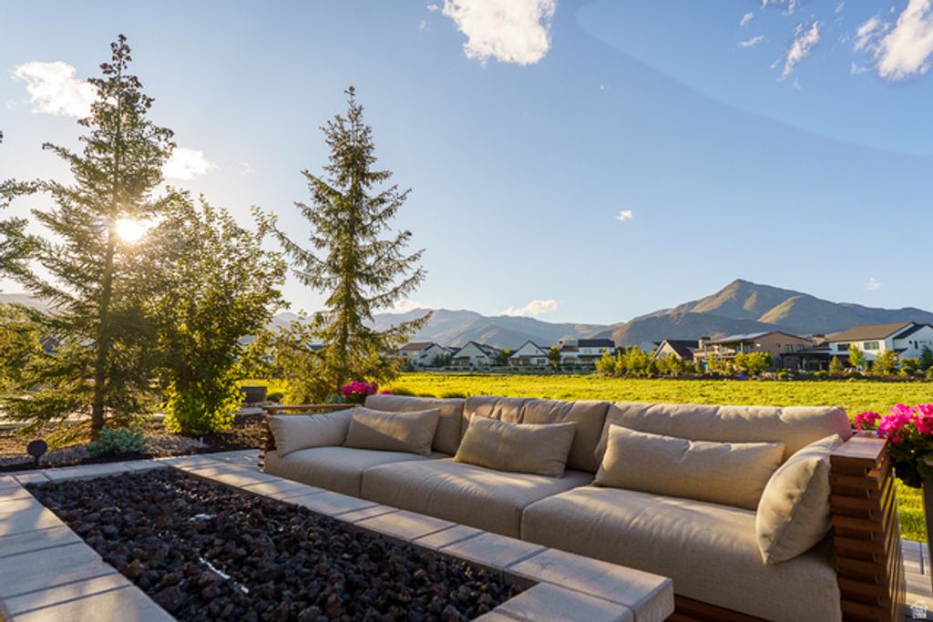 Image 48 of property listing at 355 E ROCKWELL CIR, Midway, UT 84049