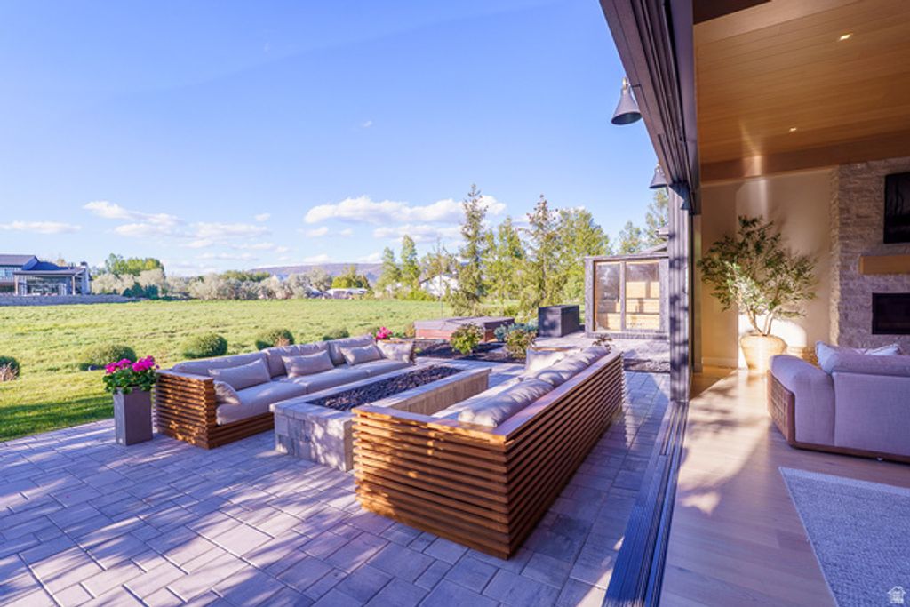 Image 50 of property listing at 355 E ROCKWELL CIR, Midway, UT 84049
