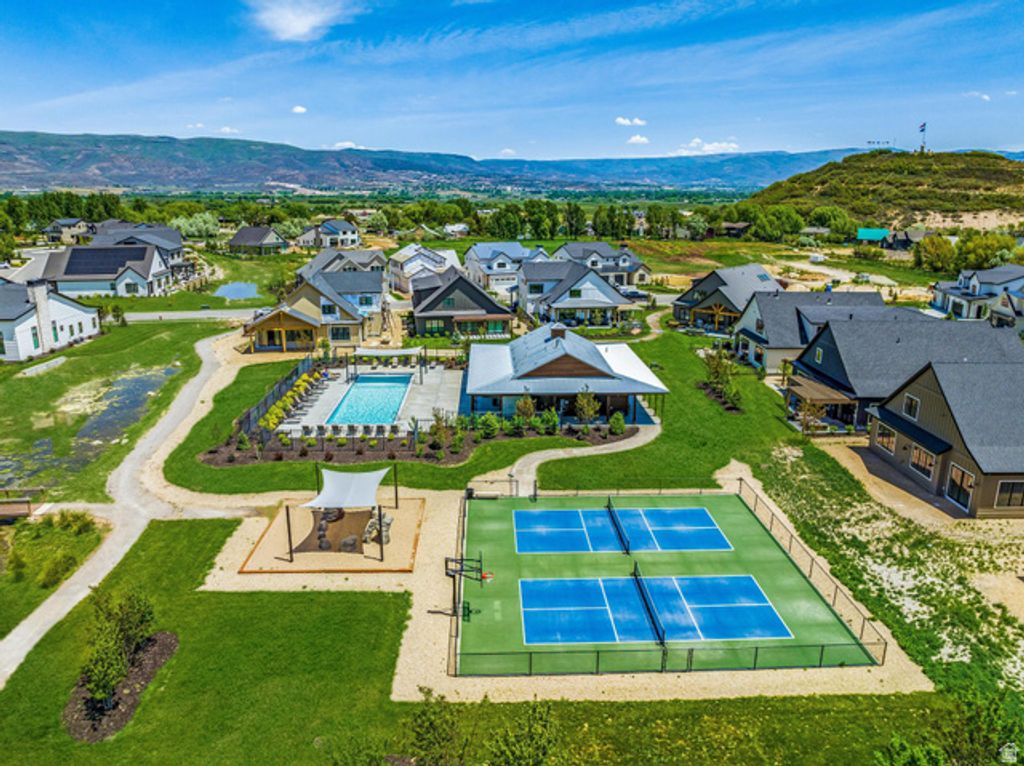 Image 58 of property listing at 355 E ROCKWELL CIR, Midway, UT 84049