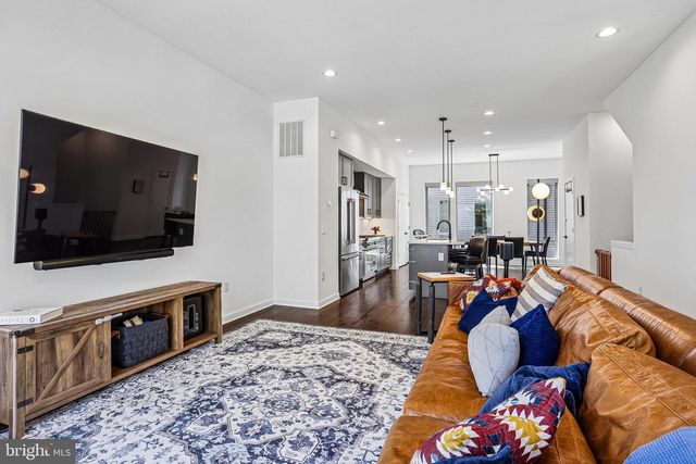 3210 SUNRISE WALK, Philadelphia, PA 19125