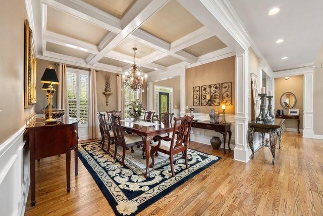 210 Lakeside Drive NW, Kennesaw, GA 30144