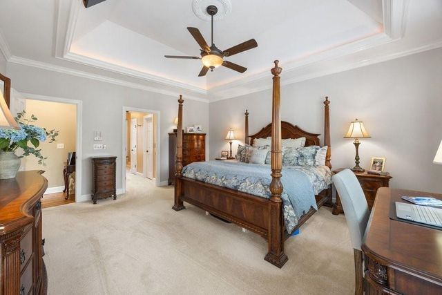 210 Lakeside Drive NW, Kennesaw, GA 30144