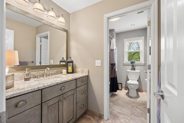 210 Lakeside Drive NW, Kennesaw, GA 30144