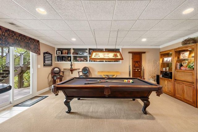 210 Lakeside Drive NW, Kennesaw, GA 30144