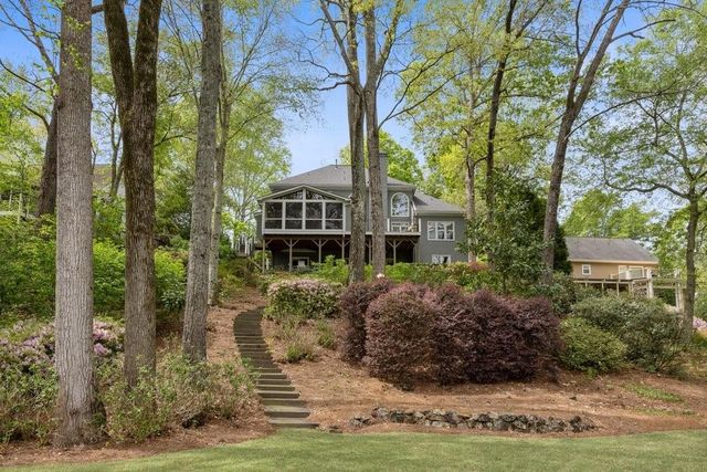 210 Lakeside Drive NW, Kennesaw, GA 30144