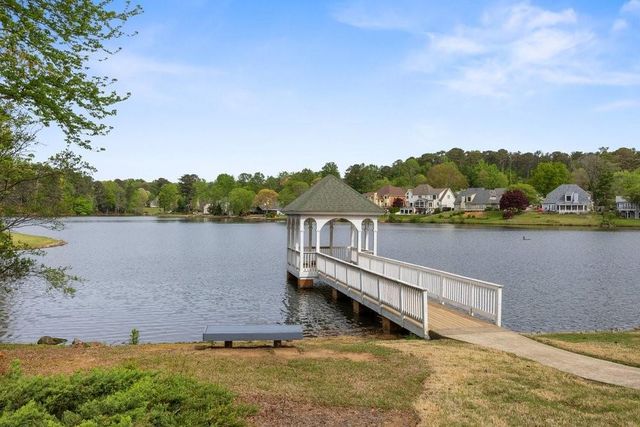 210 Lakeside Drive NW, Kennesaw, GA 30144