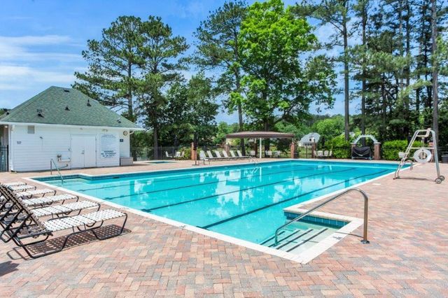 210 Lakeside Drive NW, Kennesaw, GA 30144