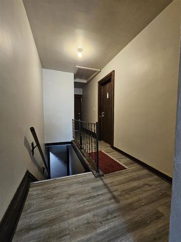 232 Cliff Street, Battle Creek, MI 49014