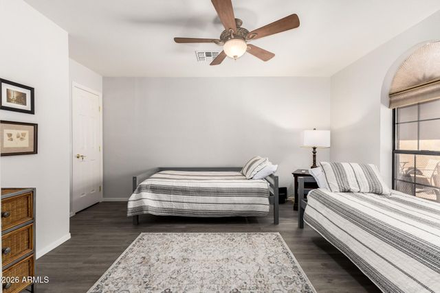 9222 E Champagne Drive, Sun Lakes, AZ 85248