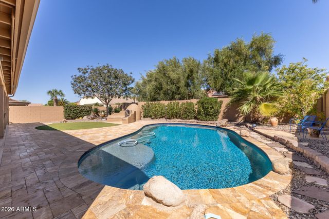 9222 E Champagne Drive, Sun Lakes, AZ 85248