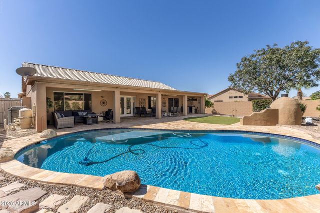 9222 E Champagne Drive, Sun Lakes, AZ 85248