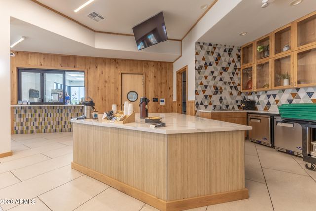 9222 E Champagne Drive, Sun Lakes, AZ 85248