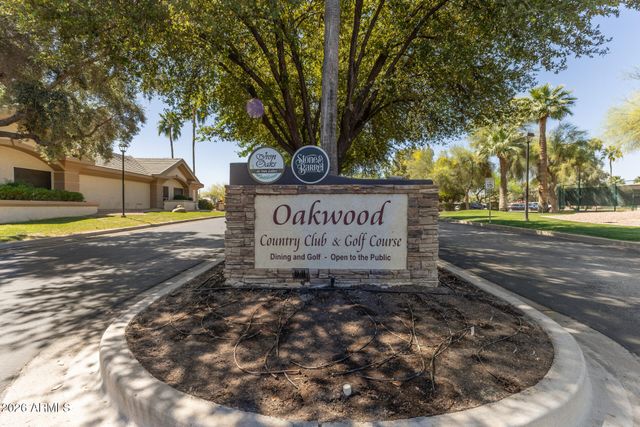 9222 E Champagne Drive, Sun Lakes, AZ 85248