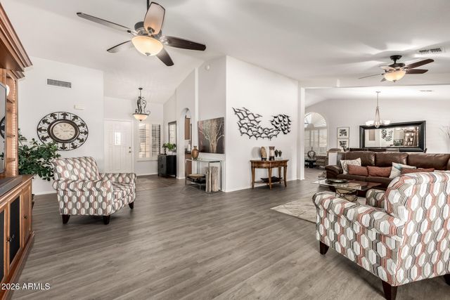 9222 E Champagne Drive, Sun Lakes, AZ 85248