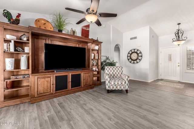 9222 E Champagne Drive, Sun Lakes, AZ 85248