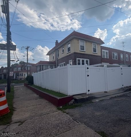 3627 Fremont Ave, Camden City, NJ 08105