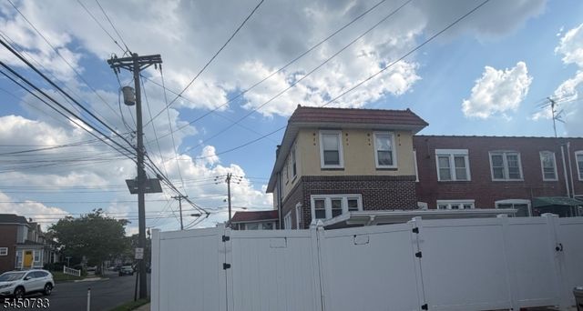 3627 Fremont Ave, Camden City, NJ 08105