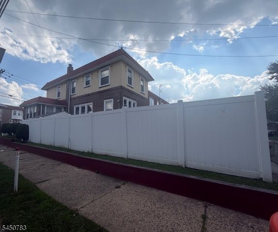 3627 Fremont Ave, Camden City, NJ 08105
