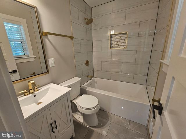 2909 CHAPEL VIEW DR, Silver Spring, MD 20904