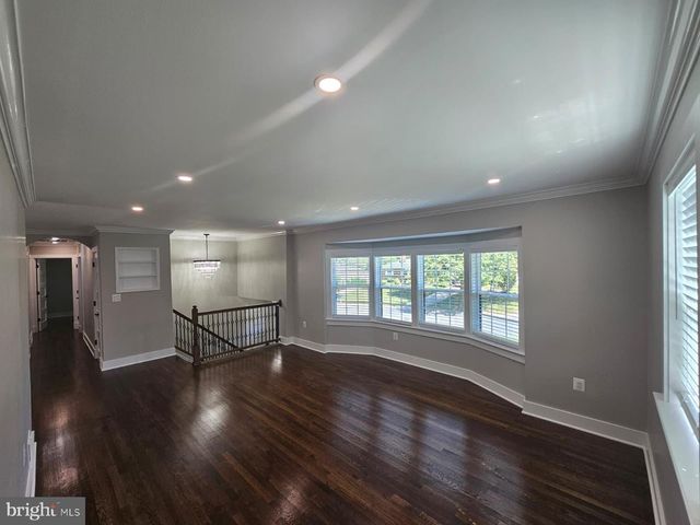 2909 CHAPEL VIEW DR, Silver Spring, MD 20904