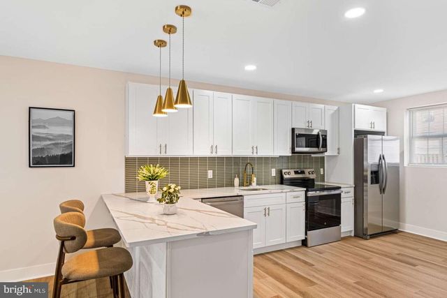 7176 N 19TH ST, Philadelphia, PA 19126