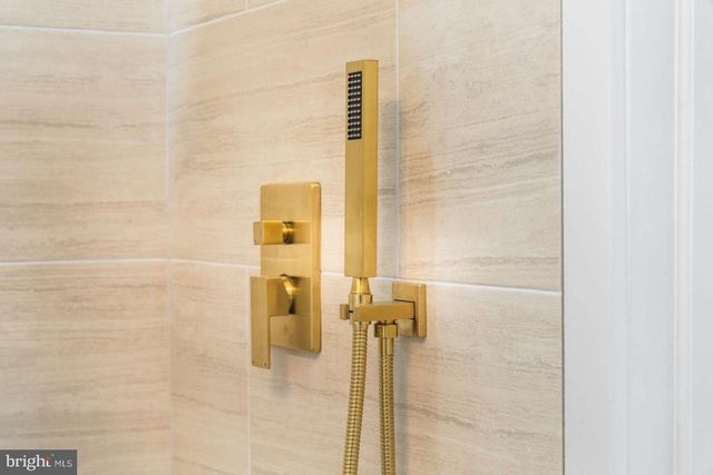 7176 N 19TH ST, Philadelphia, PA 19126