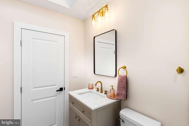 7176 N 19TH ST, Philadelphia, PA 19126