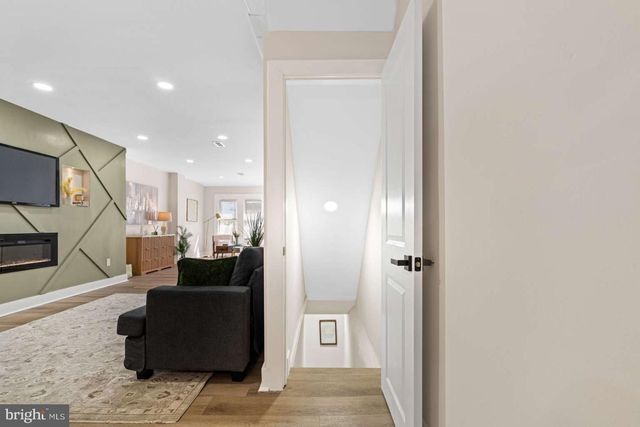 7176 N 19TH ST, Philadelphia, PA 19126