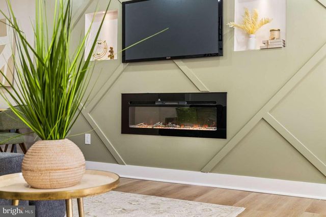 7176 N 19TH ST, Philadelphia, PA 19126