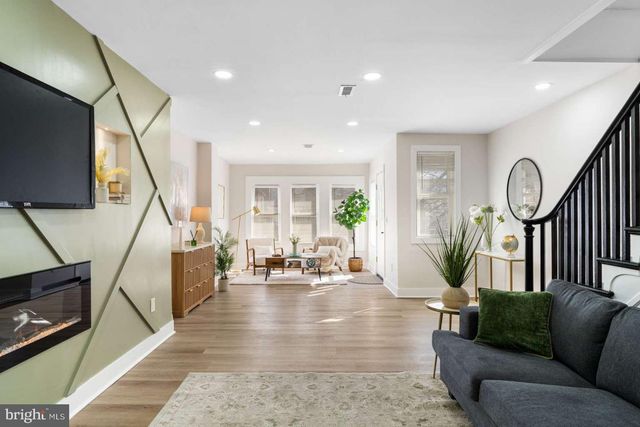 7176 N 19TH ST, Philadelphia, PA 19126