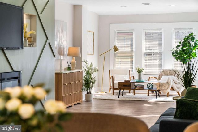 7176 N 19TH ST, Philadelphia, PA 19126