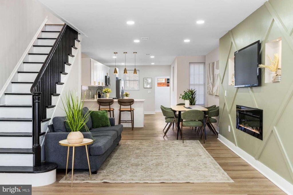 7176 N 19TH ST, Philadelphia, PA 19126