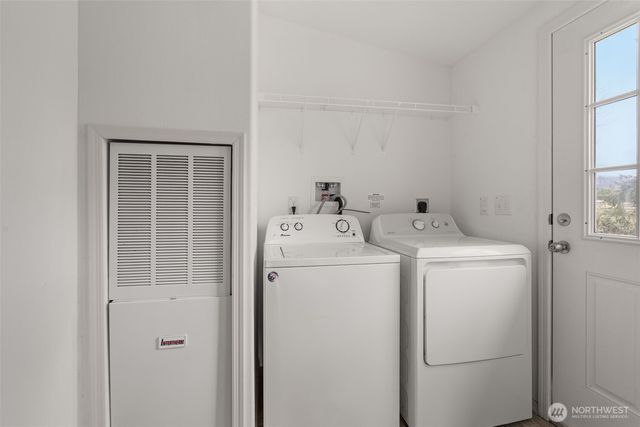 204 Mossyrock Rd West, Mossyrock, WA 98564