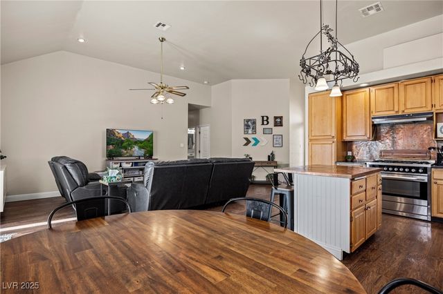 1951 Jim Haworth Court, Logandale, NV 89021