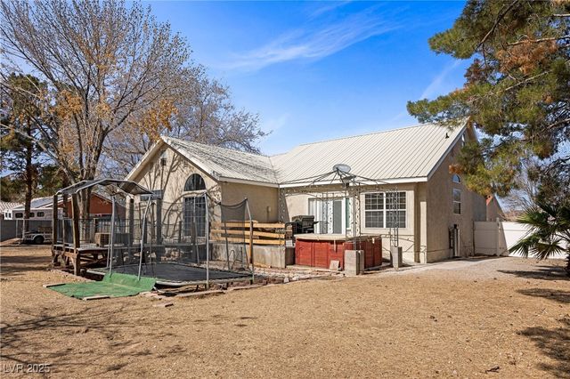 1951 Jim Haworth Court, Logandale, NV 89021