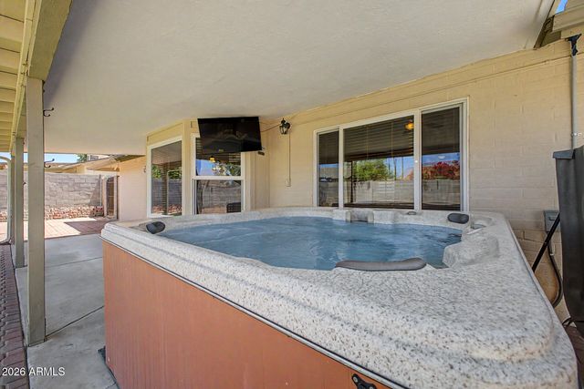 4114 W HARTFORD Avenue, Glendale, AZ 85308