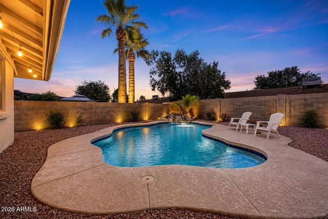 4114 W HARTFORD Avenue, Glendale, AZ 85308