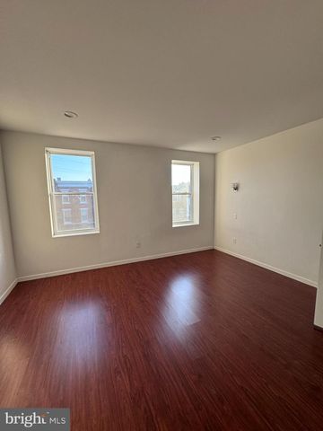 3211 W OXFORD ST, Philadelphia, PA 19121