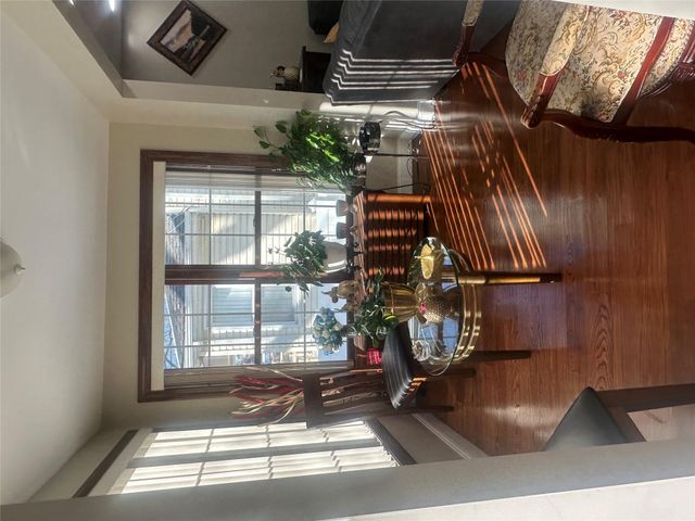110-37 213 Street, Queens Village, NY 11429