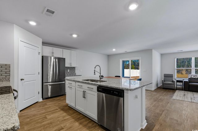 256 Country Grove Way, Galivants Ferry, SC 29544