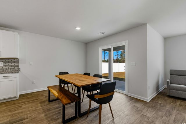 256 Country Grove Way, Galivants Ferry, SC 29544