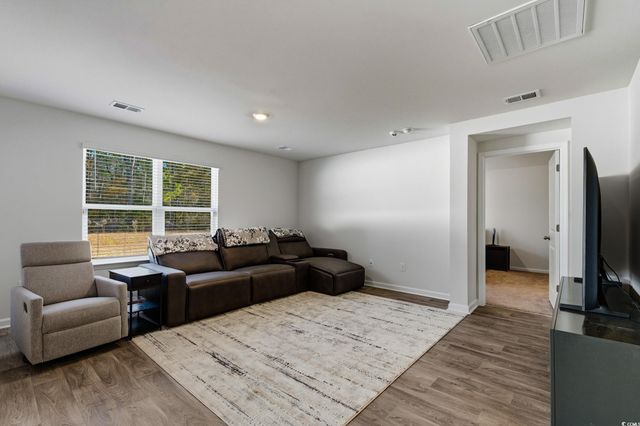 256 Country Grove Way, Galivants Ferry, SC 29544